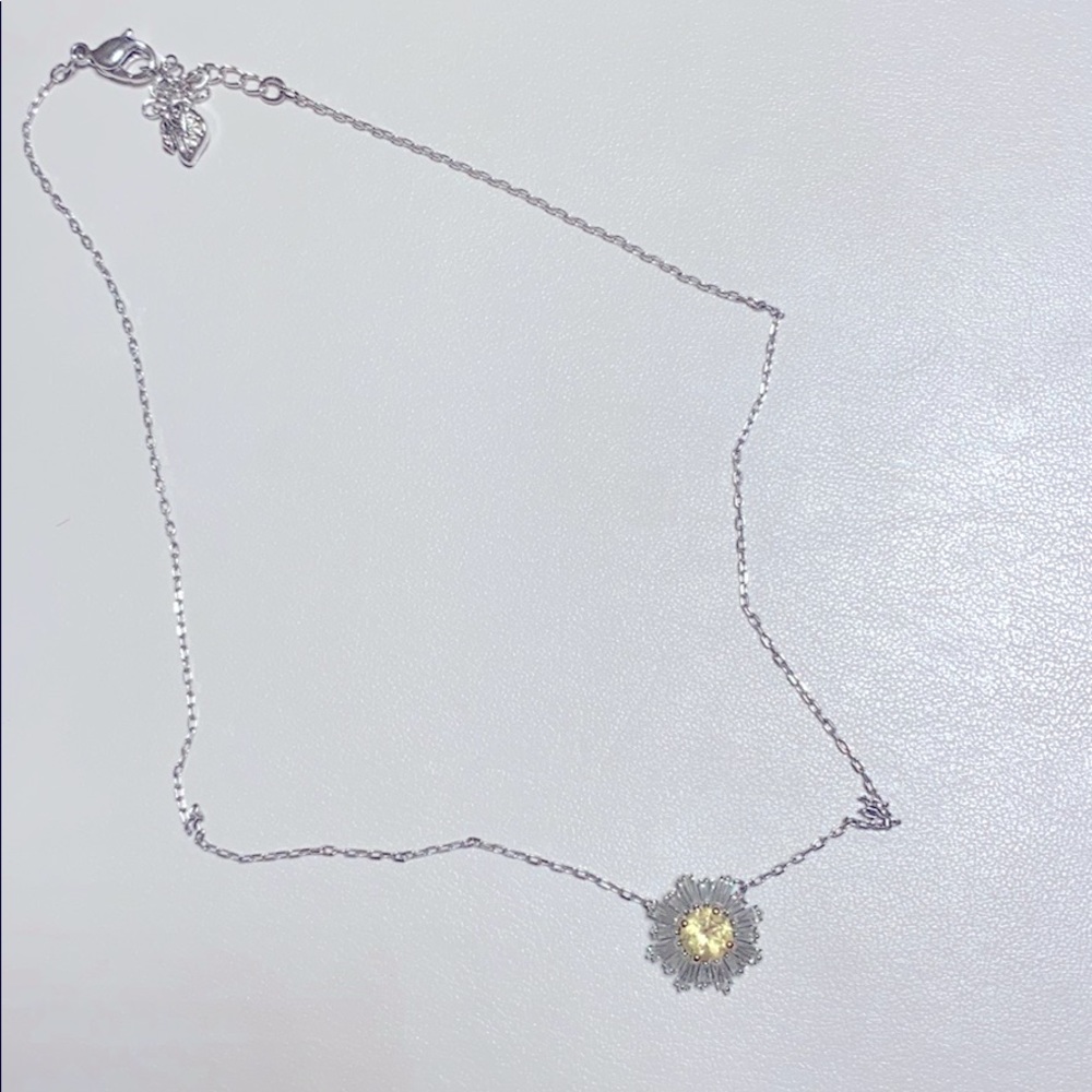 Swavorski necklace